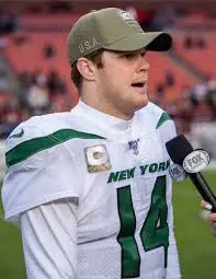 Sam Darnold: A Season of Change in the NFL