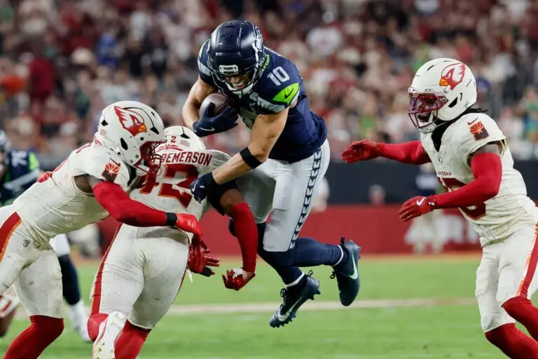 Seahawks vs Cardinals: An NFL Rivalry Renewed