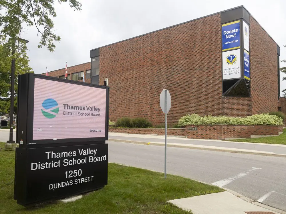Concerns Over Potential School Closures in Thames Valley image 1