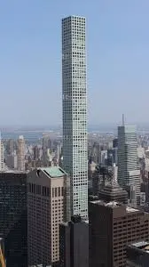 Exploring 432 Park Avenue: A Modern Architectural Marvel