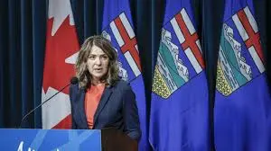 Alberta Teachers Strike: Navigating Challenges Under Danielle Smith
