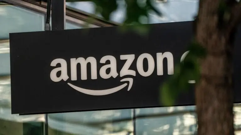 Understanding the Recent Amazon Layoffs and Their Implications image 1