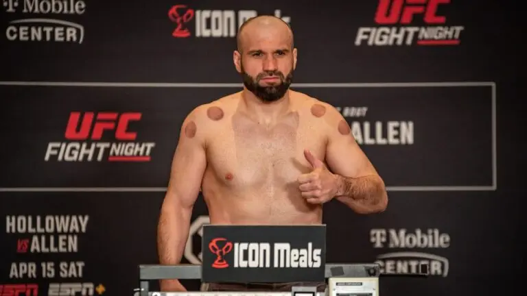 Azamat Murzakanov: The Rising Star of Mixed Martial Arts