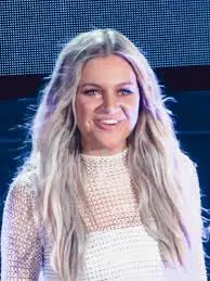 Kelsea Ballerini: A Glimpse into Her New Album