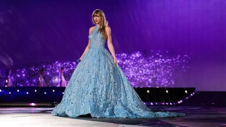 The Influence and Achievements of Taylor Swift image 1