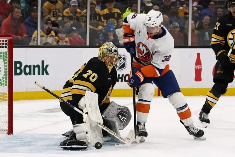 Bruins vs Islanders: A Historic NHL Showdown