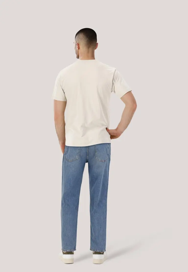 L’Évolution et la Popularité des Jeans en 2023