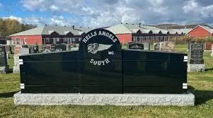 Pierre Tombale et son héritage chez les Hells Angels image 1
