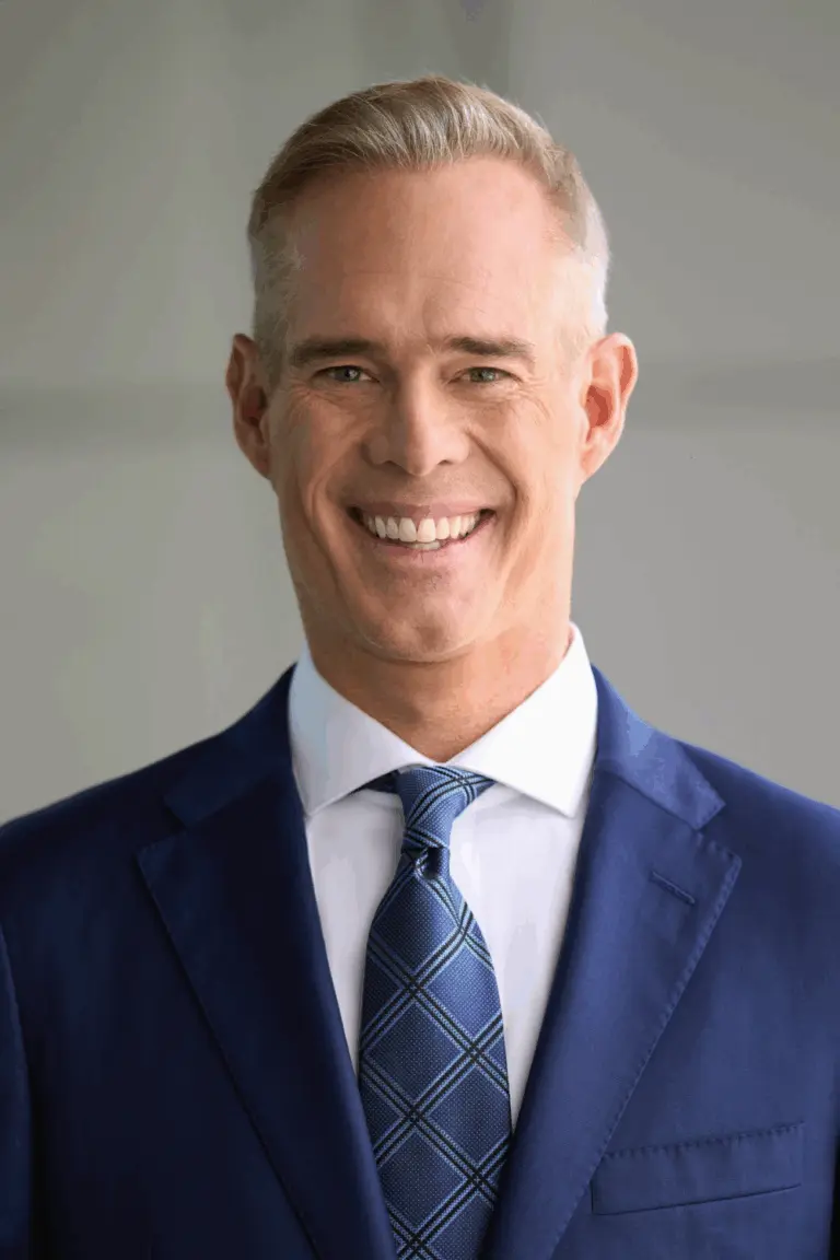 The Journey of Joe Buck: A Prominent Sports Broadcaster