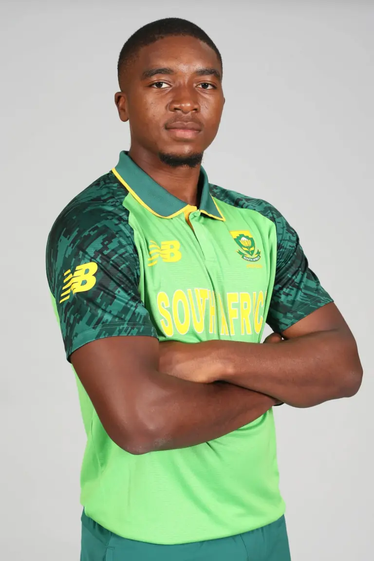 Lutho Sipamla: The Emerging Talent in Cricket