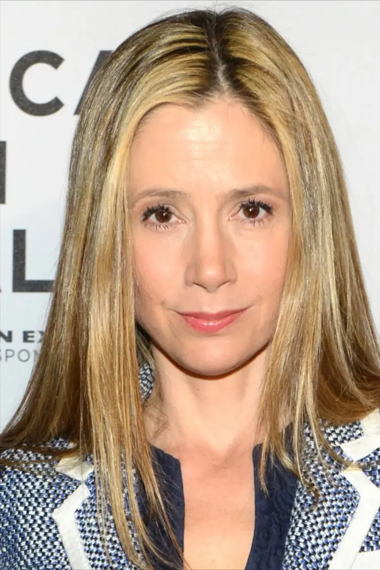 mira sorvino — CA news