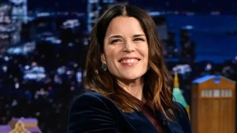 neve campbell — CA news