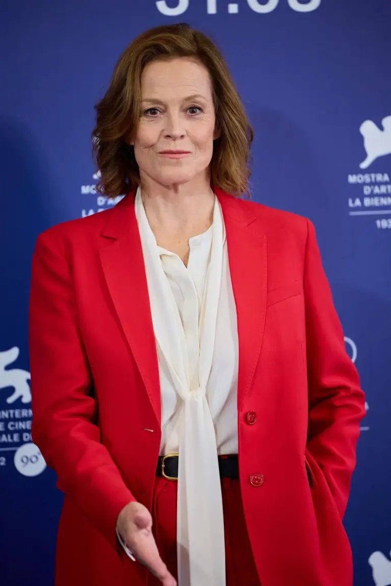 sigourney weaver — CA news