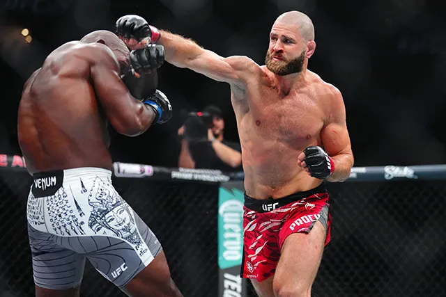 ufc 327 — CA news