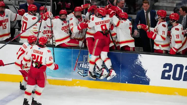 ncaa hockey — CA news