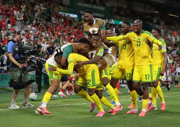 South Africa advances to knockout stage after defeating South Korea image 1