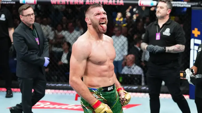 Oklahoma City sees Dricus Du Plessis defeat Kamaru Usman at UFC Fight Night image 1