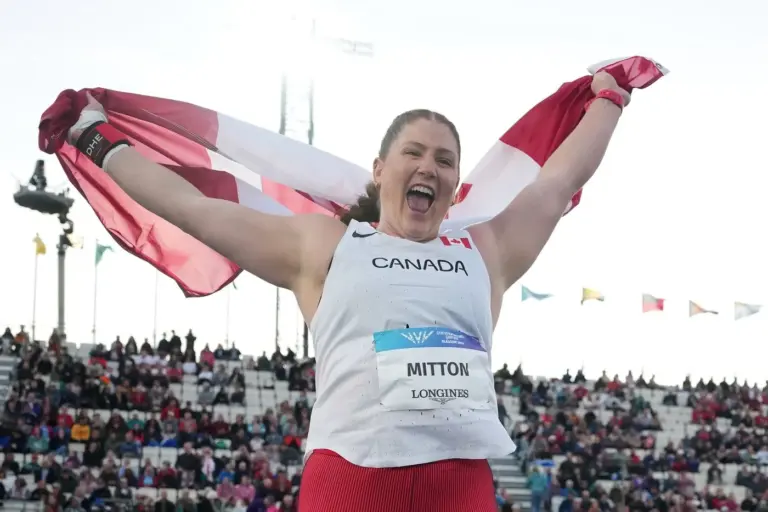 Nova Scotia’s Sarah Mitton defends shot put title at Commonwealth Games