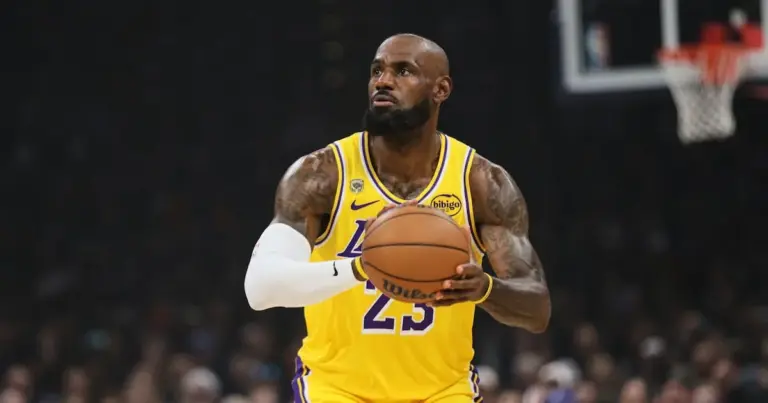 LeBron James departs Lakers, Warriors emerge as potential destination image 1