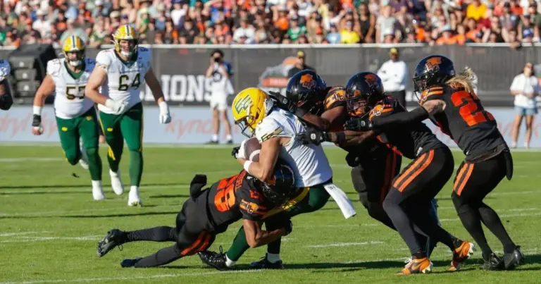 B.C. Lions appoint Dennis McKnight as new special teams coordinator image 1