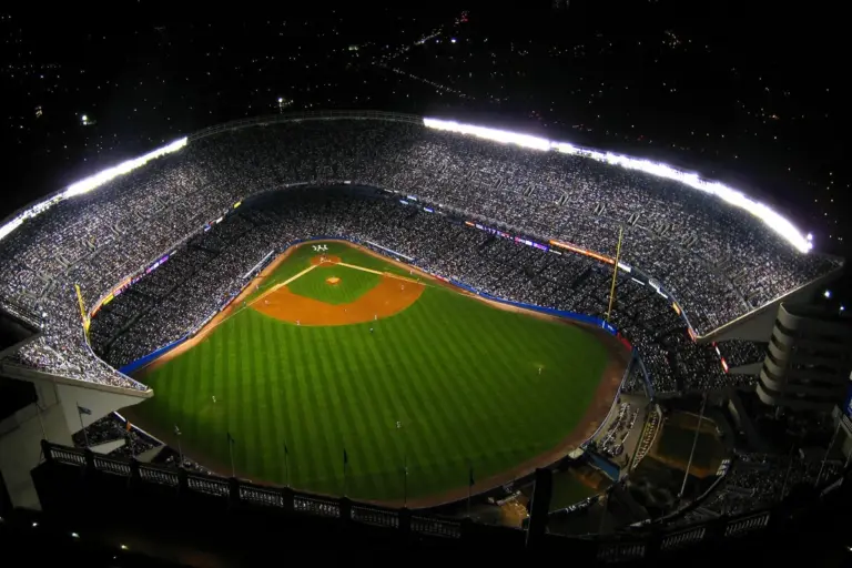 New York: Woman sues Yankees for $10 million after bat injury at game