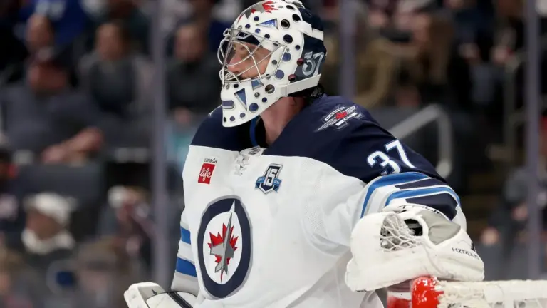 Winnipeg Jets general manager not rushing Hellebuyck trade situation image 1