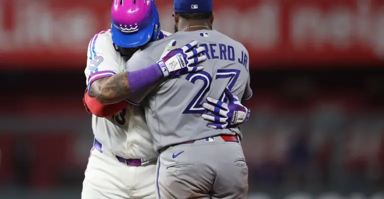 Toronto Blue Jays reach .500 mark with win over Royals image 1